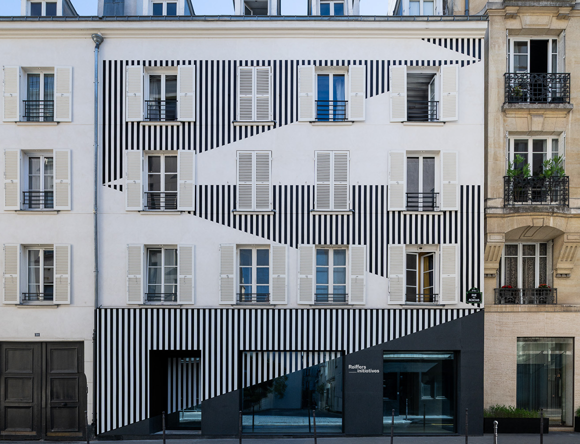 Mentorship Exhibition featuring Daniel Buren at Reiffers Art Center, Paris, France