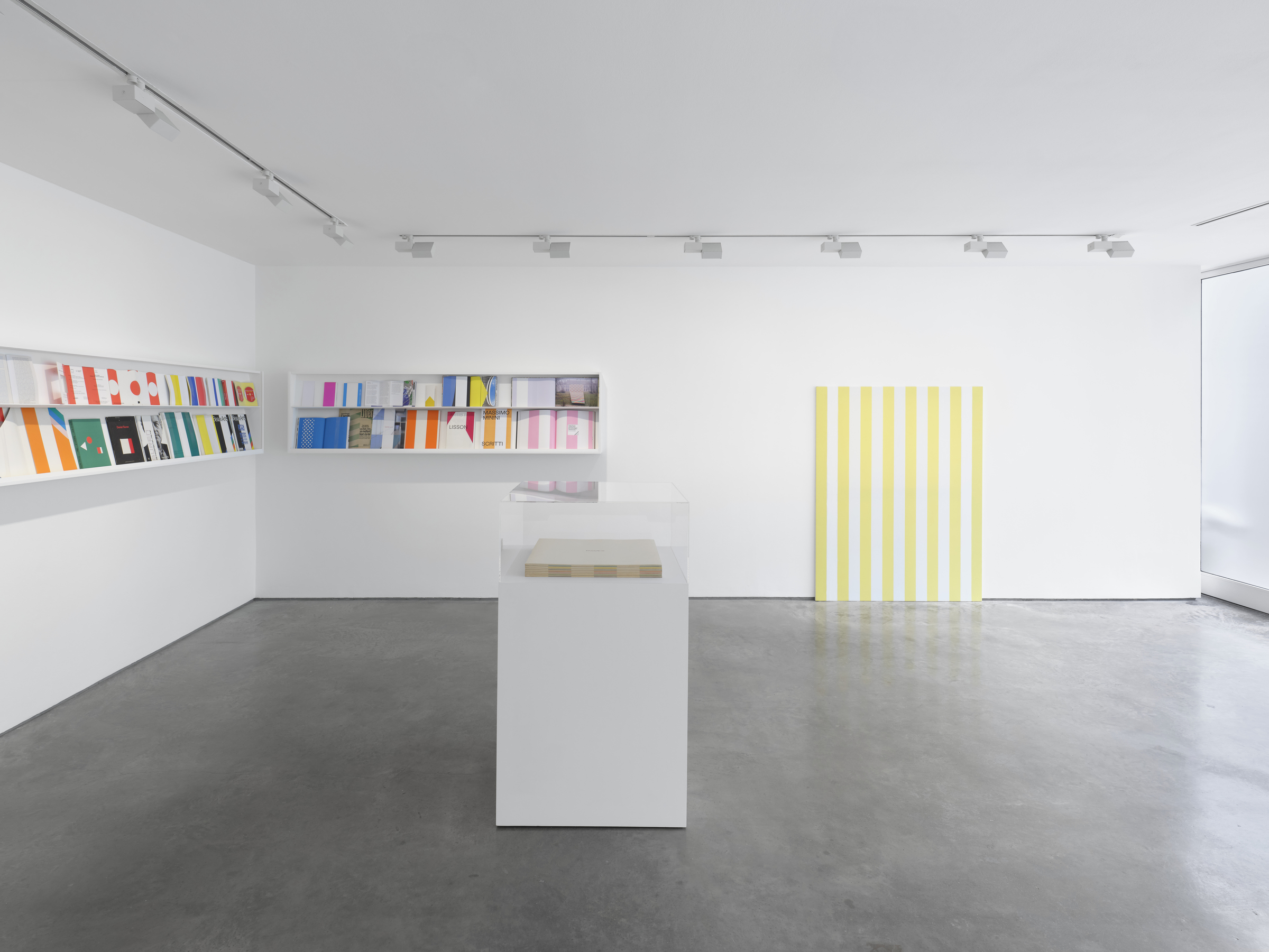 Lisson Street: Daniel Buren – Pages in situ artwork